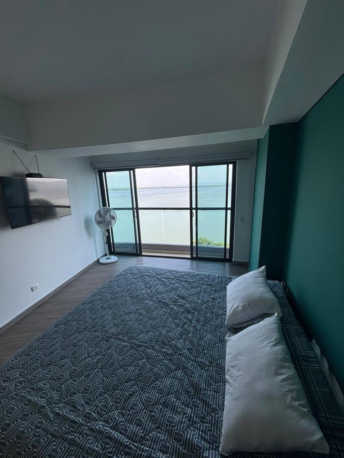 Amazing Bay View In Cartagena! *